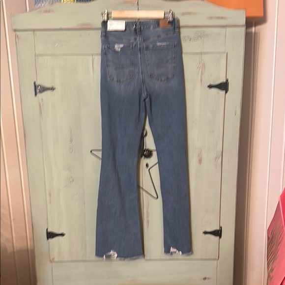 American Eagle Outfitters Blue Flare Jeans - Picture 3 of 4